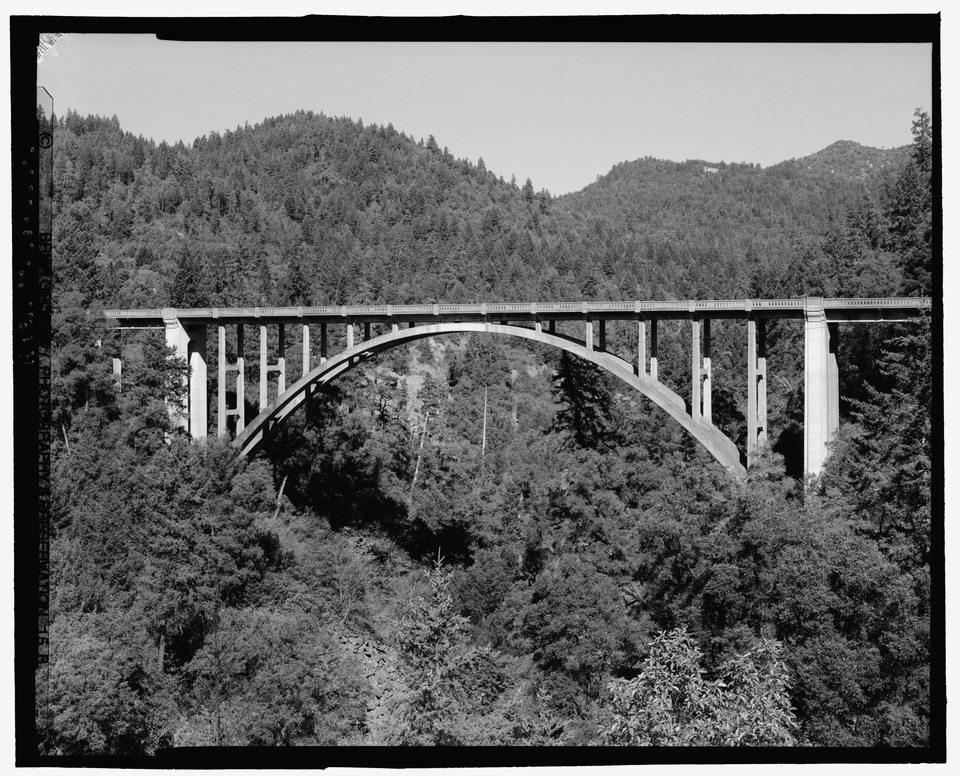 Cedar Creek bridge on old Highway 101